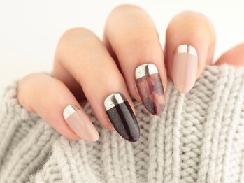 エムスラッシュ ソル センター南(M.SLASH SOL)/冬の大人ミラーネイル