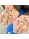 宝石ネイル