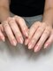 モフィ(mofie)の写真/お仕事柄派手なネイルができない方も◎今っぽさを取り入れた日常に馴染む美フォルムネイルで理想の指先へ♪