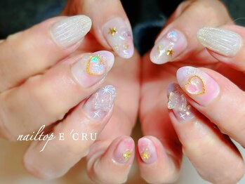 ネイルトップエクル(nail top E CRU)/