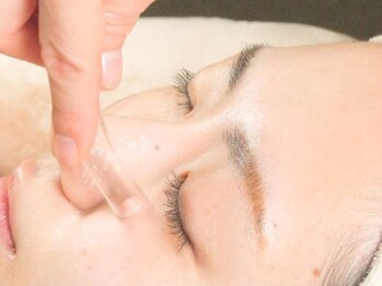 サレーヌ フェイシャルサロン 自由が丘店/6.目元リンパマッサージ