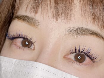 ユイ(YUI)の写真/【今話題のLEDエクステ認定サロン★】特許取得グルー対応で沁みずに安心◎2倍超長持ちLEDフラット¥6600～