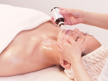 キヌ(KINU)/ポールシェリー/フェイシャル