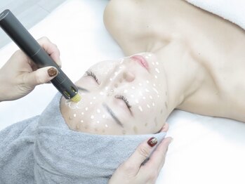 マミー(mommy)の写真/【急なすっぴんも恐くない！】カラー美容液導入で素肌に自信がもてちゃう★