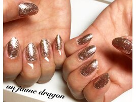 グリッターネイル