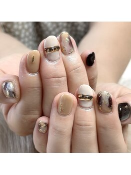 モモ(Momo)/ニュアンスベッコウネイル