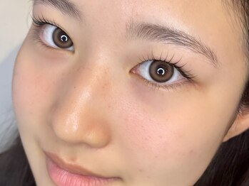 ラ ボー(la beaux)の写真/デザイン力で差がつく！細部までこだわる似合わせまつげパーマで、下がりまつげも理想の目元へ◎梅田/大阪