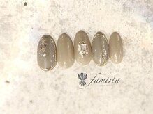 ファミリア/上品オフィスネイル