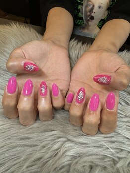 カットアンドスタイル クラウン(Cut & Style Clown)/ジェル/スカルプ/ネイル/横浜