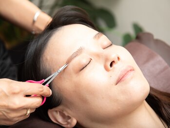 ビューティーサロン ハピネス(Happiness)/眉カット