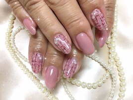 ピンクツイードネイル