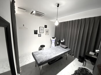 エルエスディー(LSD)/-小顔リフトアップ-Ｒｏｏｍ