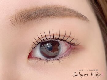 サクラブロウ 心斎橋店(Sakura-blow)の写真/《束感まつげパーマ*パリジェンヌラッシュリフト》まつ毛が上がり目が大きく小顔に見える!中顔面短縮に♪