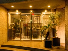 ロパナジャパン(ROPANA JAPAN)の雰囲気（正面入り口）