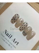 ダイフクネイルズ(Daifuku nails)/ドットネイル