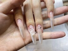 1．持続性の高さ。2.施術の速さ。 3.ダメージの少なさ。4.品質への自信。