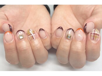 オンショントゥー(enchanteur)/秋ネイル