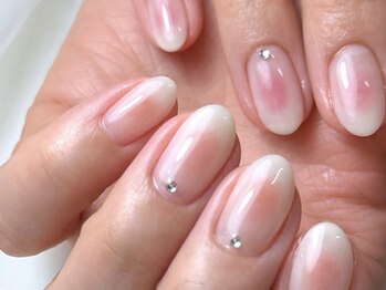 リオラ(RIORA)/チークネイル