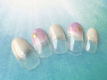 エストリブレ(estLivre)/波打ち際ネイル