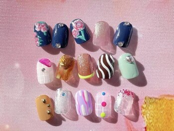 リヤン(Lien)の写真/【毎月変わる特別デザインもご用意♪】トレンドを押さえた個性的なデザインで心躍るようなネイルを◇