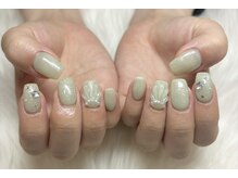 アーク(Ark)/貝殻ネイル☆服部担当