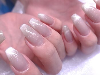 クリスタルネイル ゆめタウン下松店の写真/自爪を削らない『パラジェル』で健康ネイル♪全国ファッション誌でも紹介された大人女性向け本格サロン☆