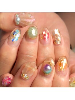 トータルサロン 白べぇーっ プラス/天然石ネイル