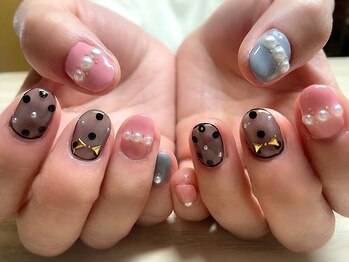アミュリー ネイル アトリエ(Amury nail atelier)/パール ドット リボン 大人