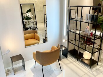 オンビューティーバイコンベックス(On Beauty by convex)/〈人目が気にならない〉特別席