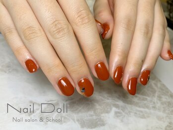 ネイルドール(Nail Doll)/テラコッタ