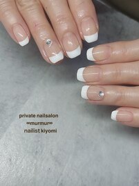 フレンチネイル