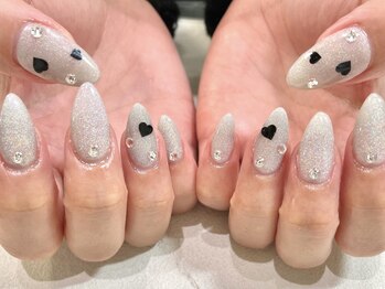 ビアンカ 新宿西口店(Bianca)/ホワイト・マグネットネイル