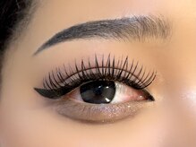 高持続まつ毛エクステも大人気☆流行りの束感仕上げも◎