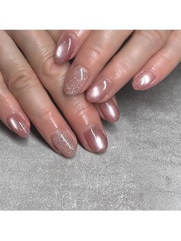 ナイアンエルアネイル(naian elua nail)の写真/naian eluaではカウンセリングを大切にしています。色味も妥協せず、色のブレンドで理想のカラーを再現◎