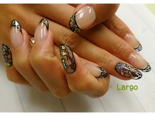 ネイル アンド ビューティ サロン ラルゴ(Nail and Beauty Salon Largo)の雰囲気（新ネイルシステムのアプレでの長さ出しでクリアネイルを♪）