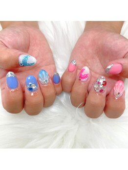 東海最大級ネイルサロン by レディスペネイル 名駅店/夏の定番マーメイドネイル