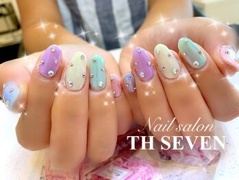 ネイルサロン ティーエイチセブン(Nail Salon TH SEVEN)/ミラーネイル×ビジューネイル