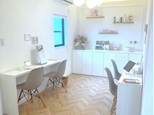 フィズ アイ ビューティ 豊川八幡店(fiz eye beauty)の雰囲気（内装・外装、インテリア、取扱商品へのこだわりも。）