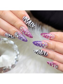 ノイド(noid)/ゼブラネイル