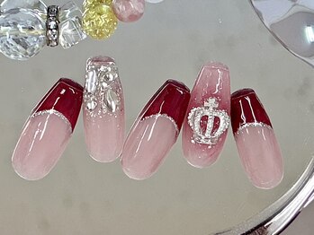 ネイルサロン ジェイ(Nail Salon J)/フレンチ王冠チークやり放題