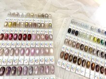 ヒラソルネイル(Girasol nail)の雰囲気（当店マグネットカラー100色以上ご用意しております♪）