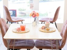 エムアイローズ(MI ROSE)/カフェ併設