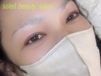 ソレイユ(soleil)/立ち上げデザイン★まつ毛パーマ