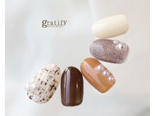 グラティフィー 梅田店(gratify)/くすみカラー×ツイードネイル