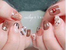 ネイルトップエクル(nail top E CRU)/