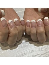 カルフールノア 綾瀬店(carrefour Noa)/白フレンチネイル