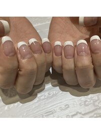 白フレンチネイル
