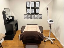 ベイビースキンファクトリー 東口店(BABY SKIN FACTORY)の雰囲気（半個室でゆったりおくつろぎください♪）