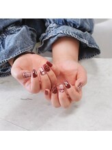 グランチュール(Grantulle)/キルティング＆チェックネイル