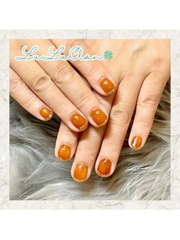 笑楽美屋/爪先ラメが大人可愛い